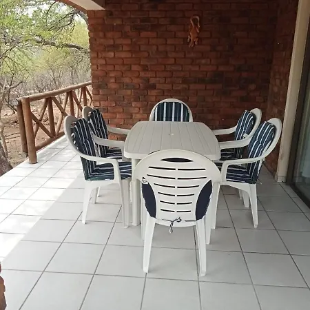 Le Lion Dort Villa Marloth Park Exterior photo